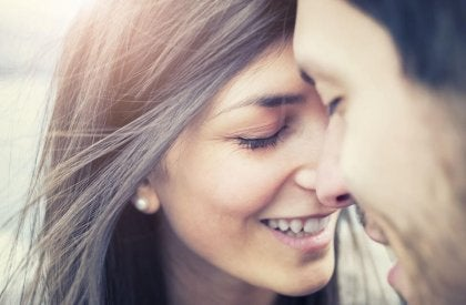 Cómo mejorar la confianza en la intimidad de pareja